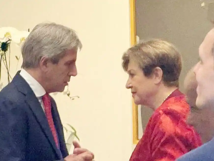 Nuevo respaldo internacional: el FMI aprueba la segunda revisión del acuerdo