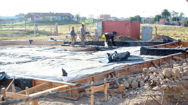 Construyen base para la Casa de la Provincia