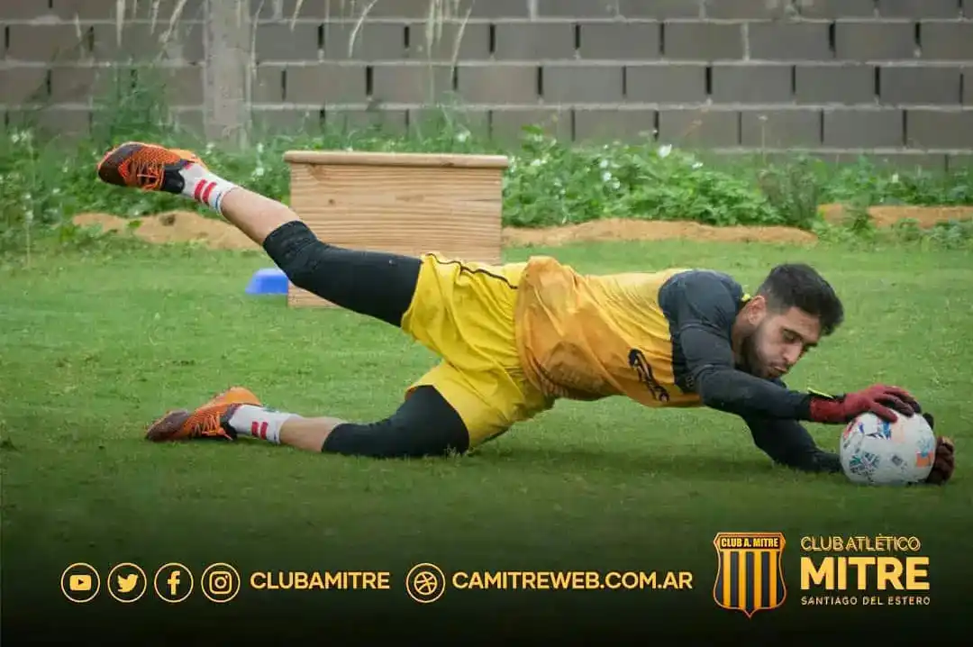 Juan Cruz Nadal atajará en Defensores de Belgrano de Villa Ramallo en el Federal A