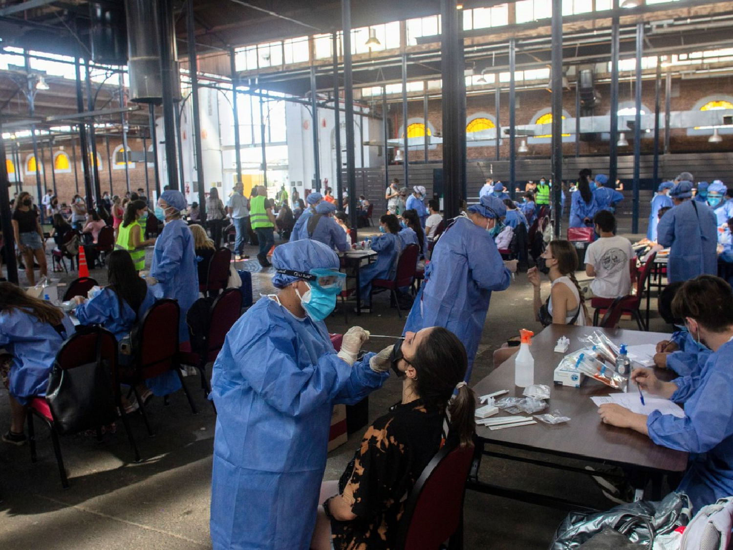 Reportaron 3.610 nuevos contagios de coronavirus en el país