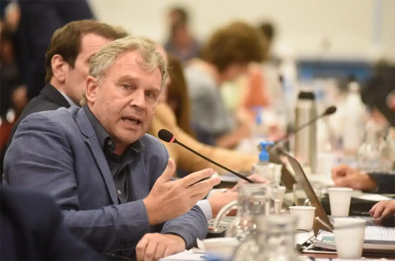 “A las soluciones las construimos los entrerrianos, estamos plenamente capacitados para eso”