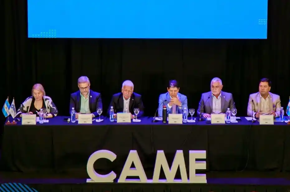 El mecanismo de ajuste salarial del sector privado son las paritarias