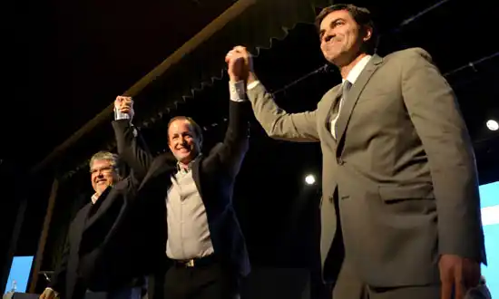 Insaurralde lanzó su campaña en Lomas junto a Urtubey y Navarro
