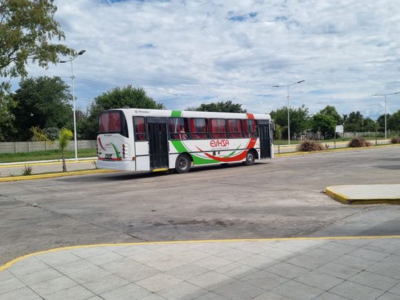 Desde las 18.30, paro de colectivos: la UTA reclama deudas a Vercelli