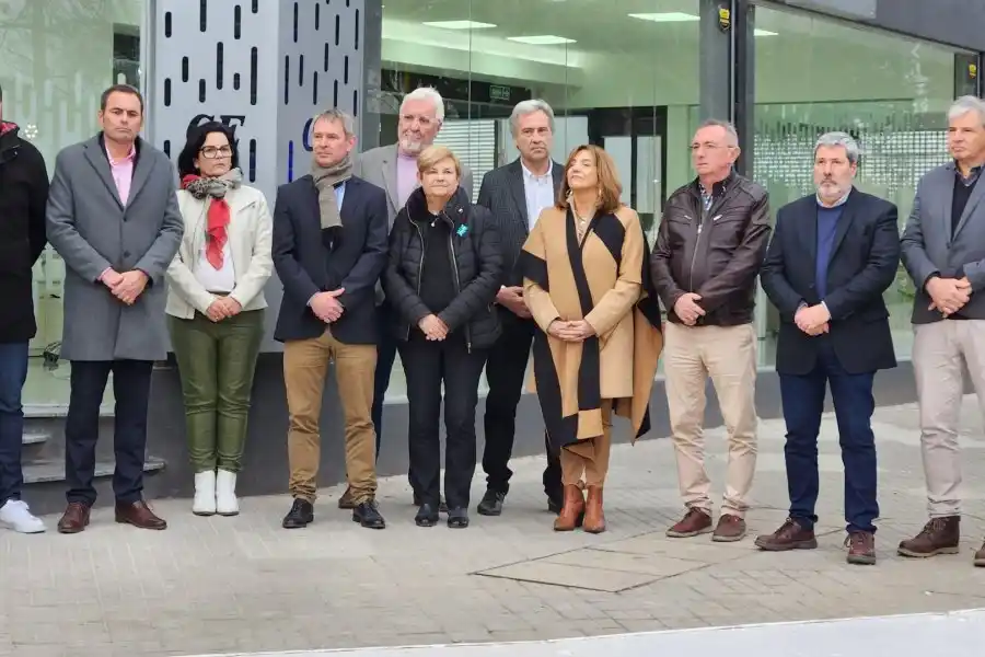 Costamagna participó de la reinauguración del Centro Económico de Cañada de Gómez