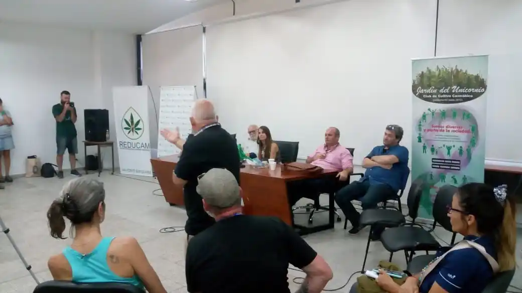 CADE participó de la jornada organizada por la Cátedra Libre Cannabis y Salud de la UNLP