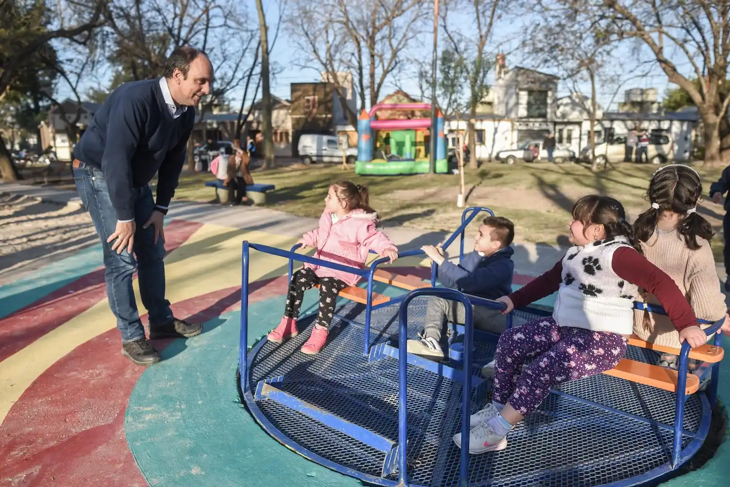 Corral: “En equipo renovamos casi la totalidad de los espacios públicos”