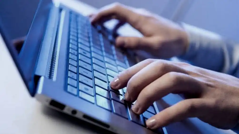 Argentina celebra el Día Mundial de Internet con menos móviles