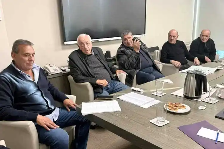 Las partes acordaron conformar una mesa técnica de trabajo.