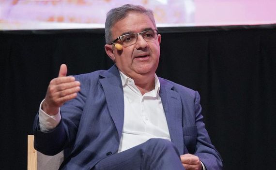 El peronismo se dividió y se cayó la sesión para limitar los DNU