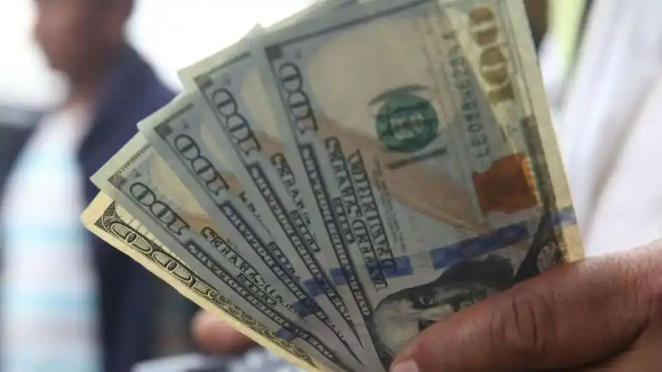 Un 30% más de personas compraron dólares en septiembre