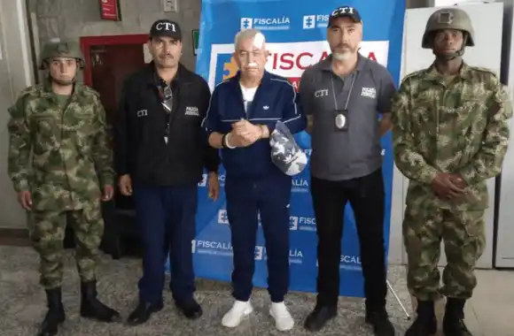 Cayó «El Tío», paraco que decía “Los niños buenos se acuestan temprano, a los malos los acostamos nosotros”