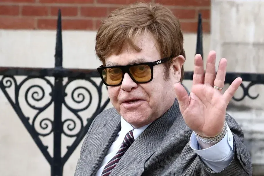 Elton John perdió la vista: ¿que fue lo que le pasó?