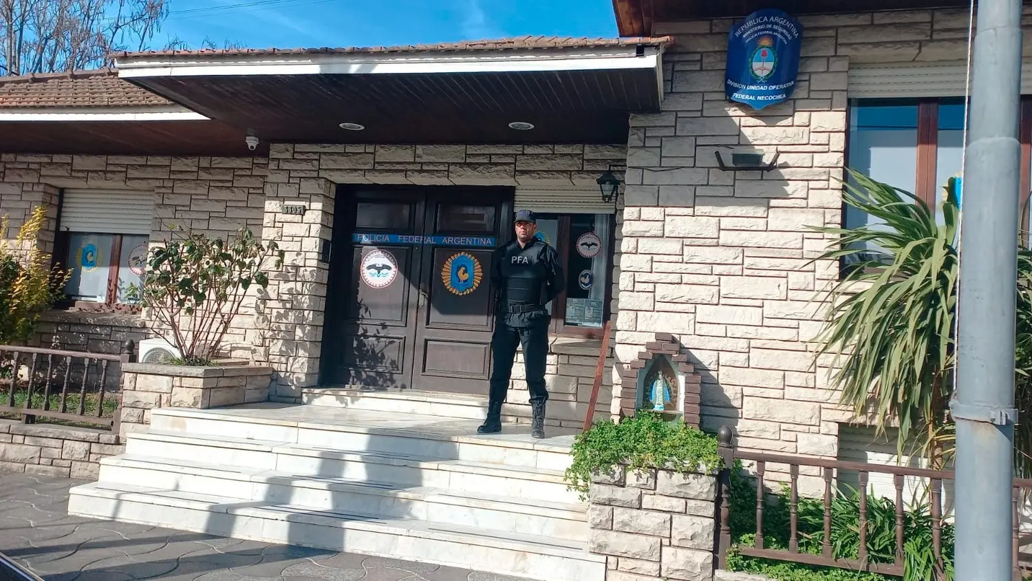 En la sede de la dependencia oficial de calles 32 y 67, quedaron secuestrados los elementos incautados