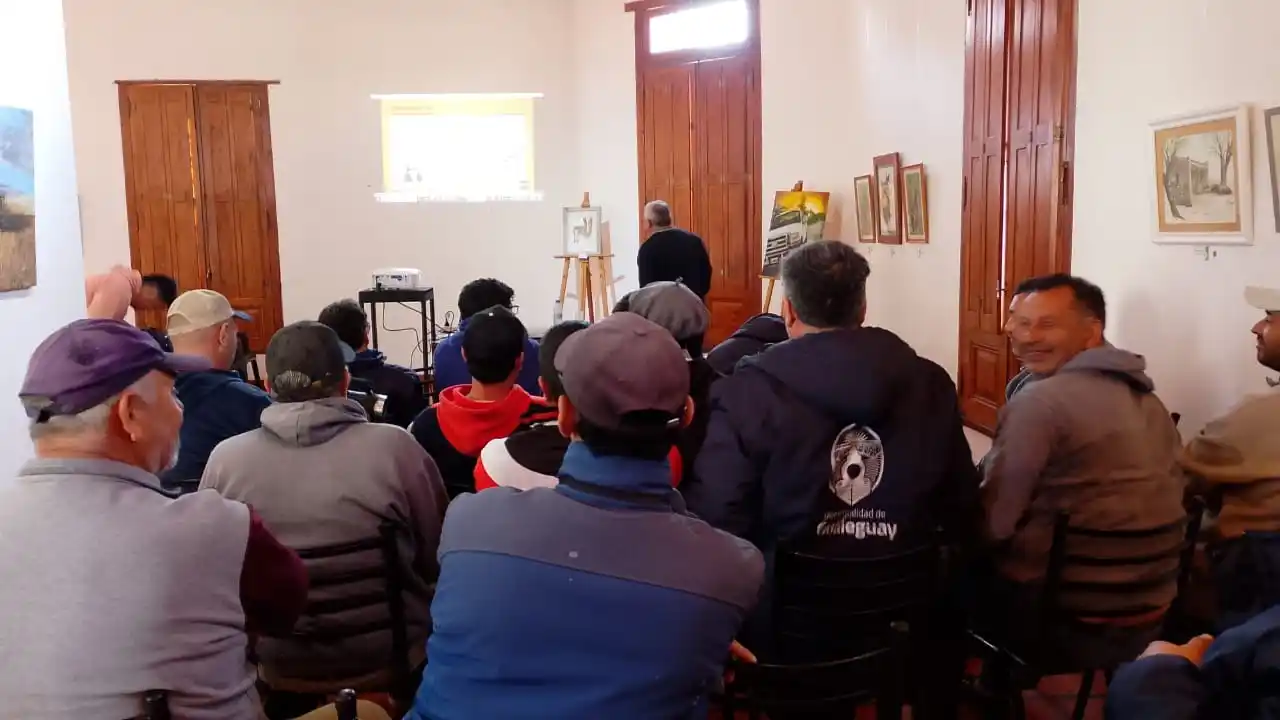 Choferes municipales realizan capacitación profesional en manejo de vehículos