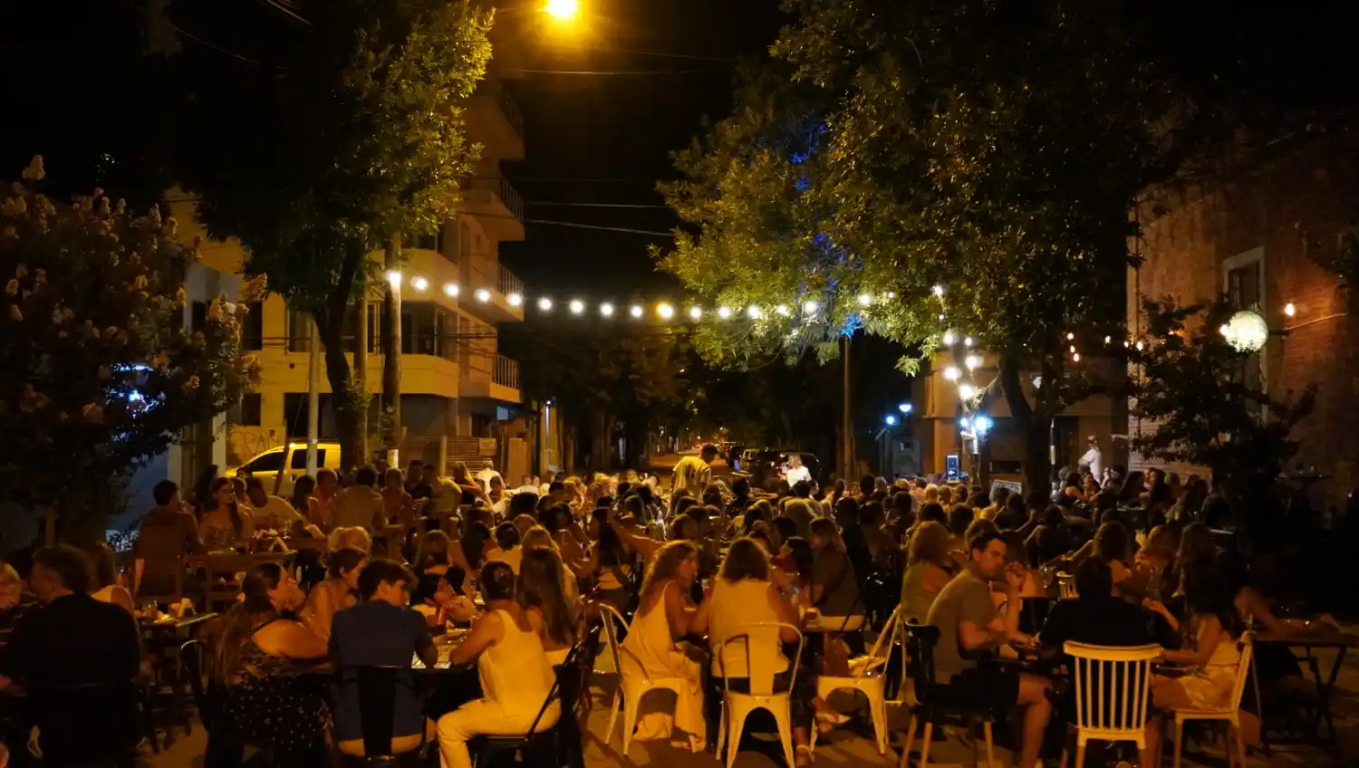 Calles repletas para disfrutar de esta iniciativa del Gobierno de Venado Tuerto.