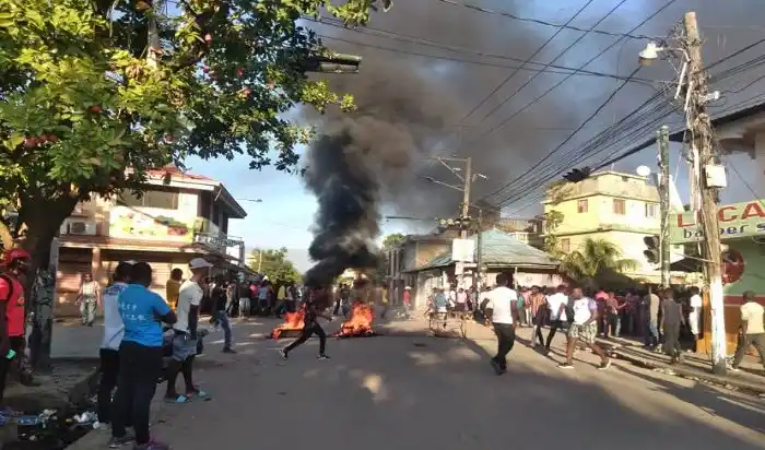 ¡PROTESTAS Y SECUESTROS! Primer Ministro de Haití pide a bandas armadas que cesen hostilidades