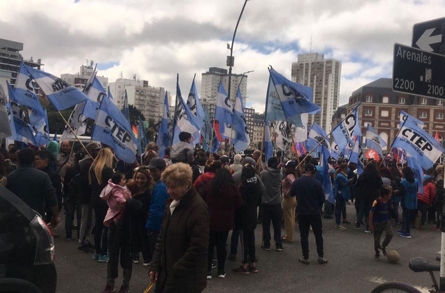 La Rambla comienza transformarse en el Frente de Todos