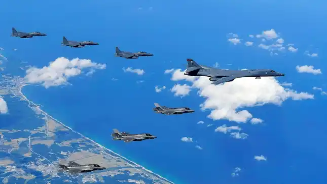 Bombarderos de EEUU realizan maniobras en la península coreana