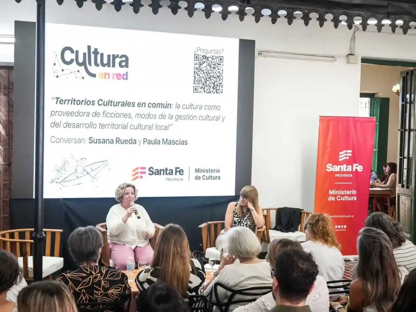 Se ofrecerán dos clínica, cada una de las cuales abordará aspectos claves de la gestión cultural y estará a cargo de docentes especializadas de la Universidad Nacional de Rosario.