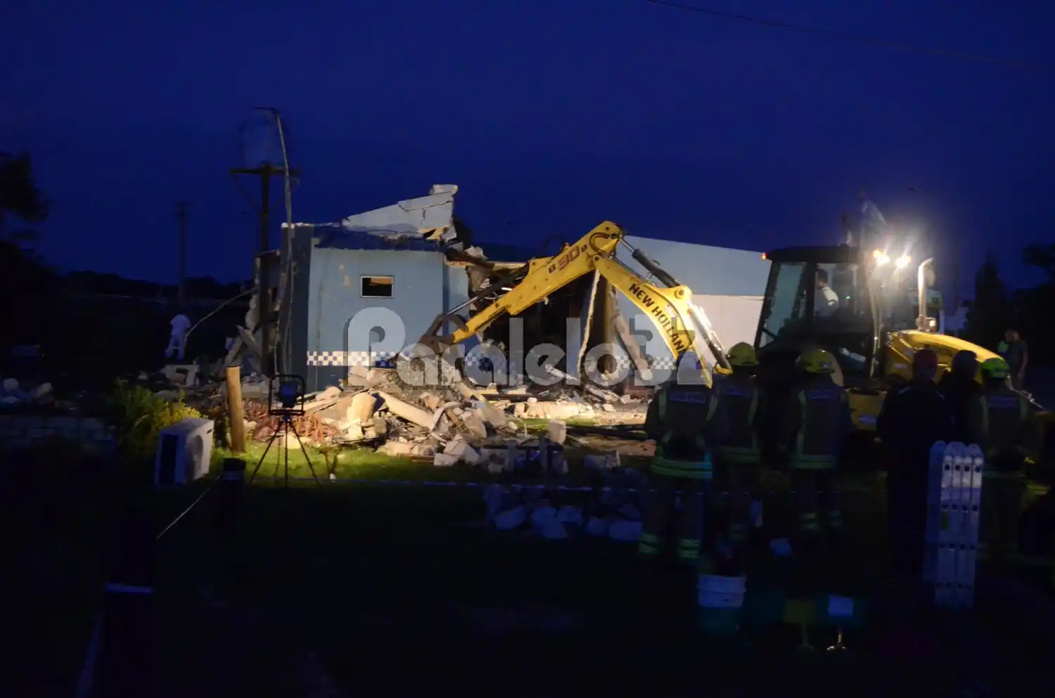 Un camión perdió el control y choco contra el puesto de la Policía en Antelo
