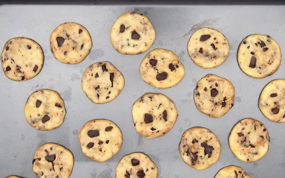 Galletas con chips de CHOCOLATE: fáciles de hacer (+Video)