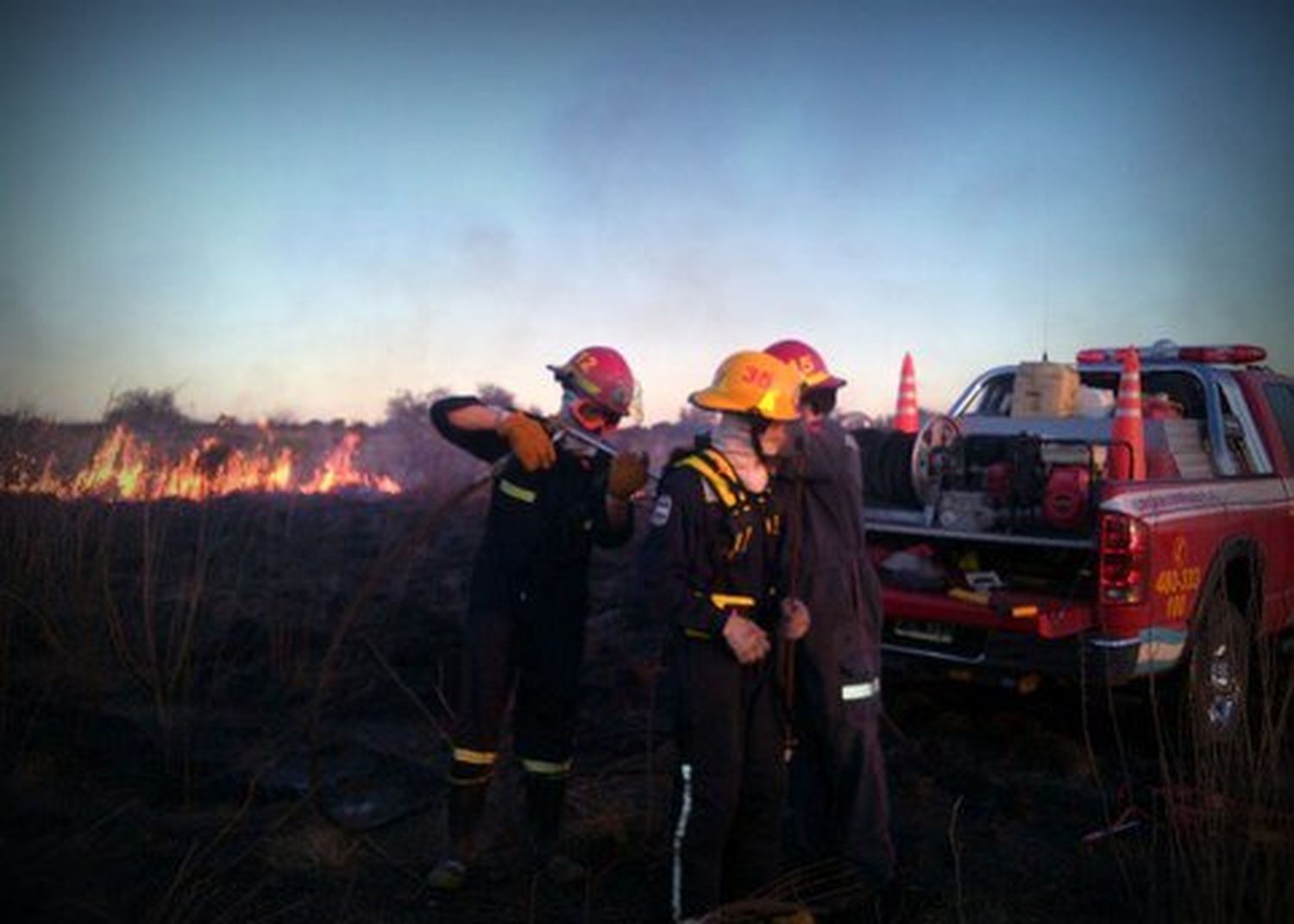 Palavecino: Cuatro dotaciones de Bomberos trabajaron en un incendio