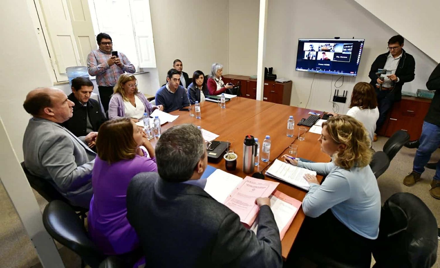Diputados debatió en comisión la regulación de medicamentos en Entre Ríos