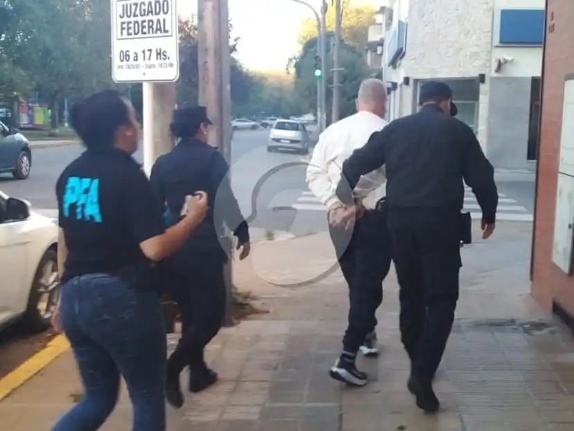 Leonardo Jover en el Juzgado Federal