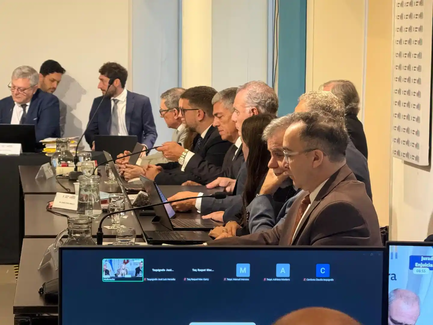 La audiencia se desarrolla en la Legislatura de Córdoba.