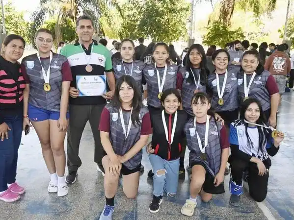 Pozo del Tigre y Misión Laishí
conquistaron el hándbol sub 18
