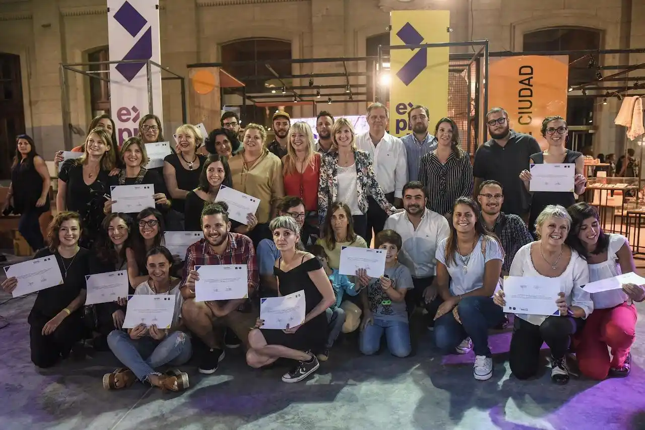 Egresaron 18 nuevos emprendimientos pre-incubados en Expresiva