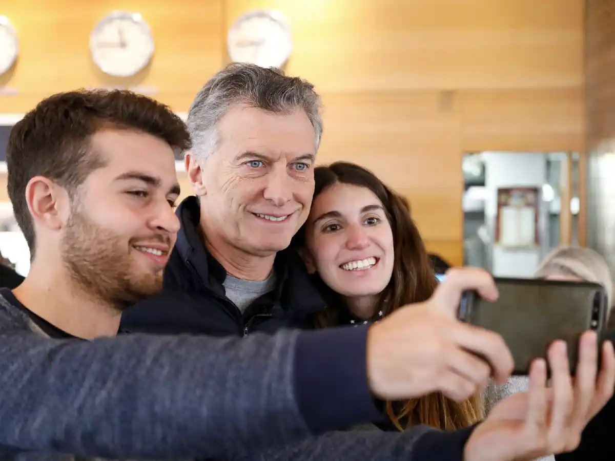 Cambiemos salió a timbrear para tantear el clima social 