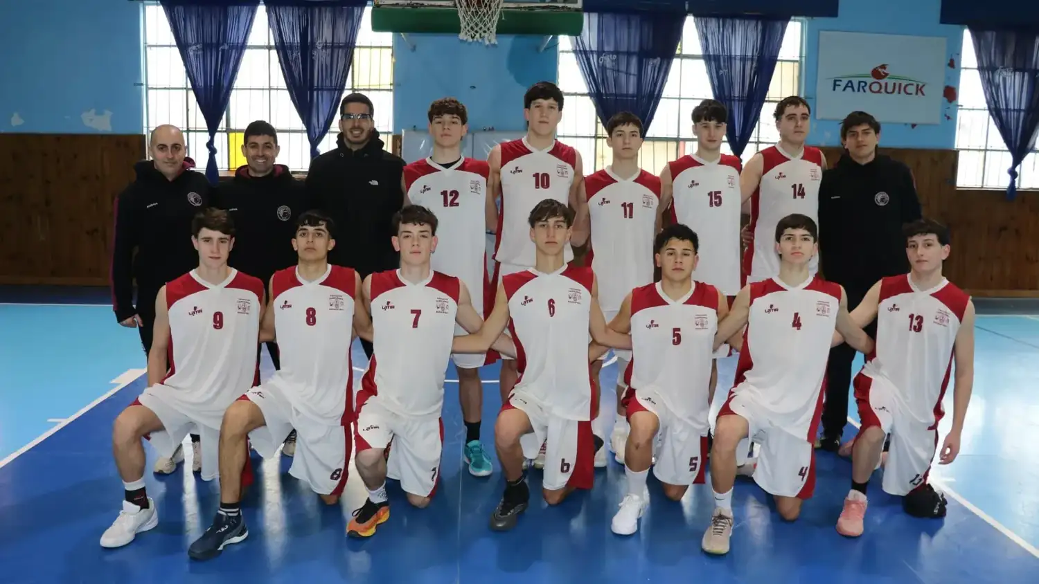 Tandil, antes de su debut ante Necochea. (Foto gentileza de Gustavo Burgardt).
