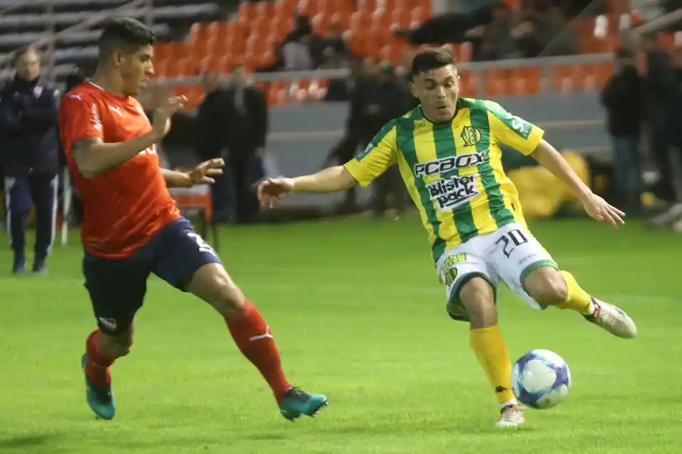 Aldosivi sumó un valioso empate contra Independiente