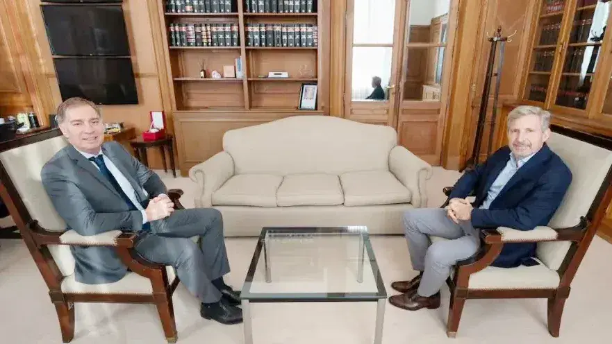 Santilli recibió a Frigerio en su plan de acordar con los gobernadores una reforma electoral