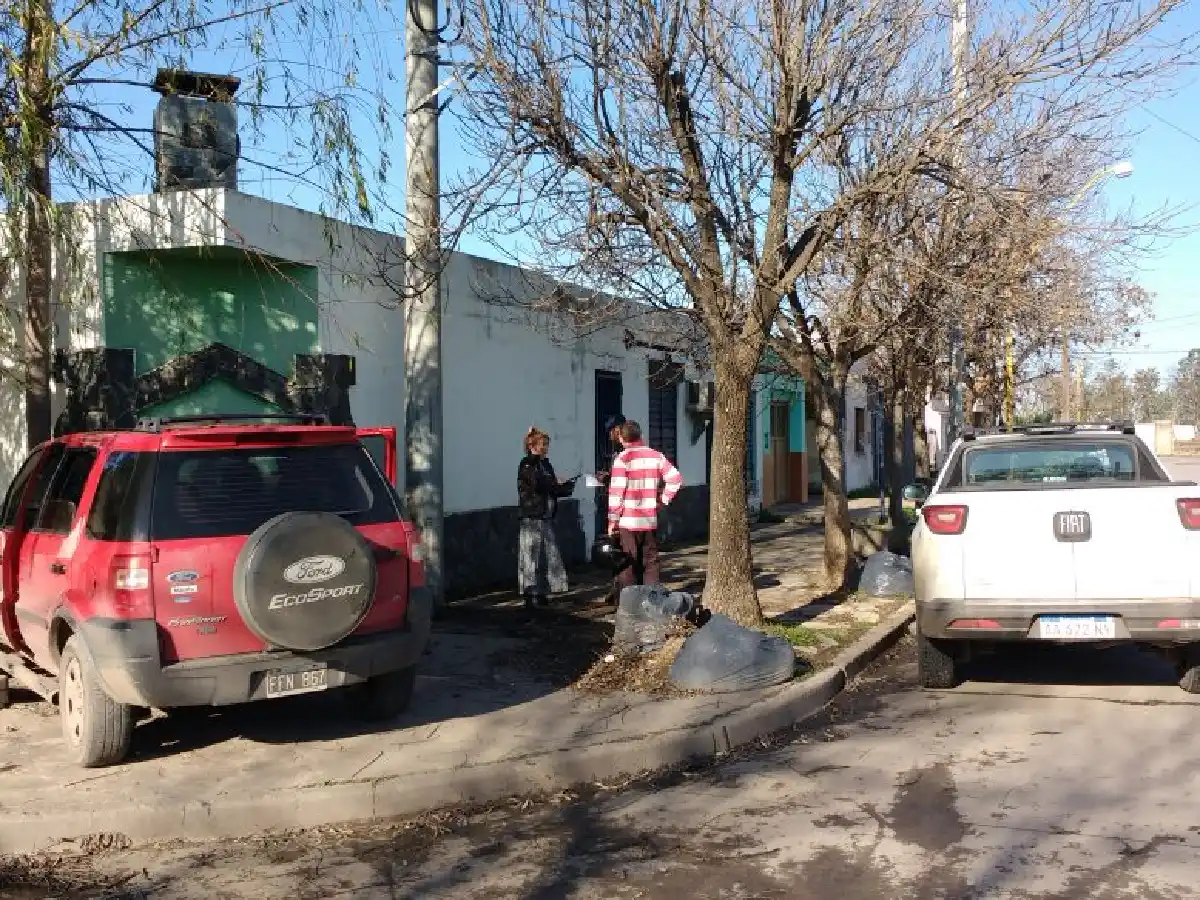Barrio San Francisco: choque entre camionetas deja heridos leves 