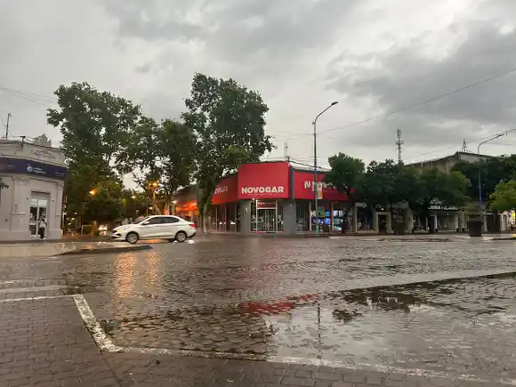 Lunes inestable en Rafaela: lluvias por la mañana, pero pronto mejora con ascenso de temperatura