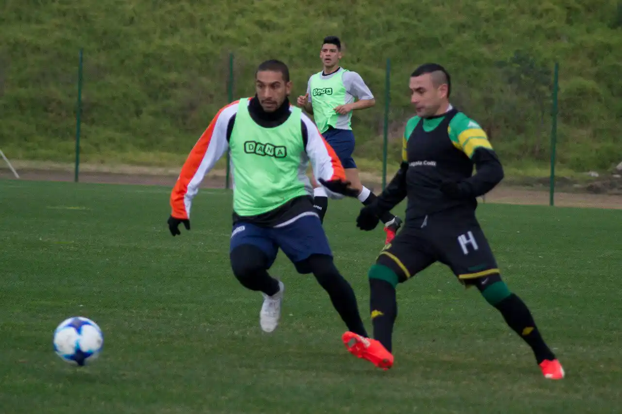 Aldosivi goleó a Berazategui en su única prueba