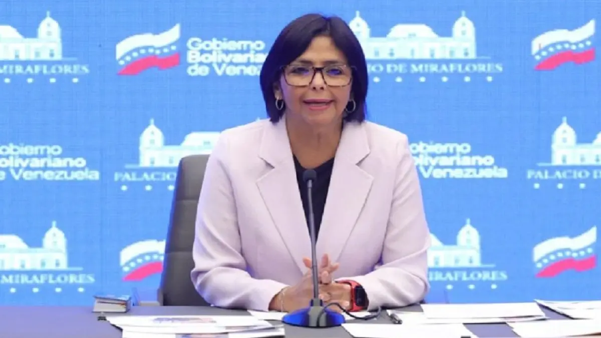 “LA MISERIA HUMANA”: con indignación reaccionan las RR. SS. contra Delcy Rodríguez y estas son las razones
