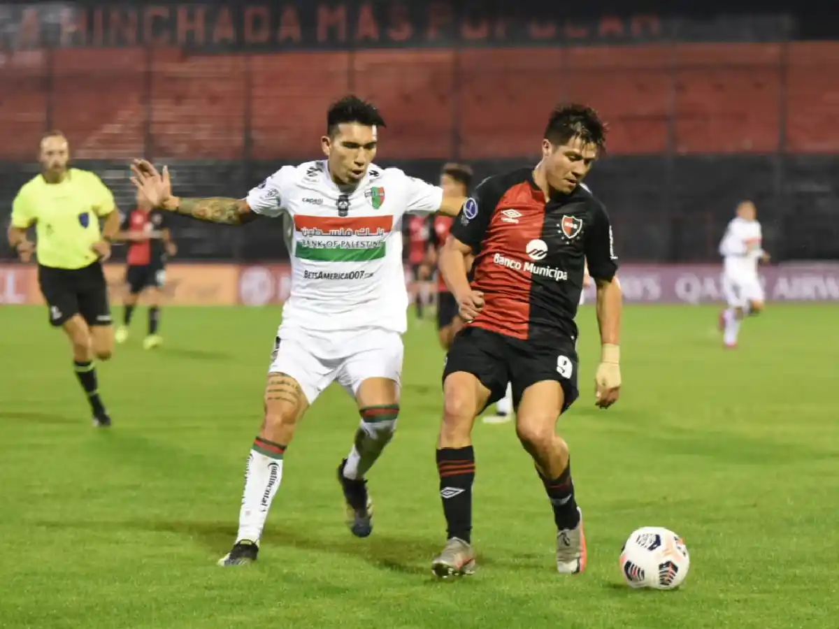 Newell´s venció a Palestino y sueña con la clasificación