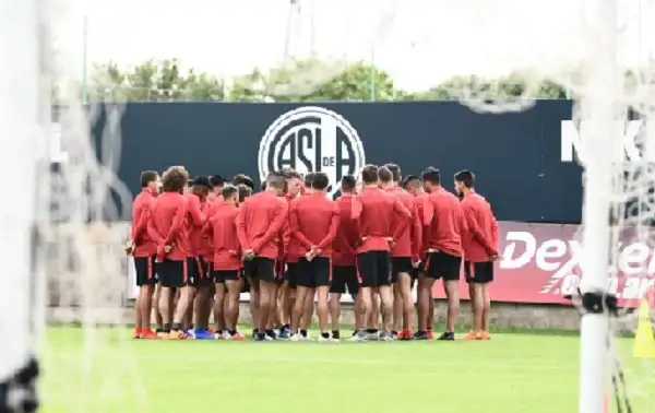 Dura sanción a San Lorenzo: le quitarán 6 puntos y no podrá incorporar jugadores