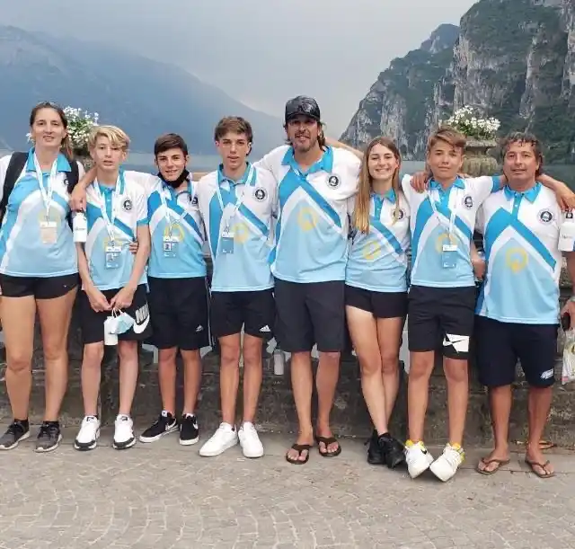 Tras competir en el Mundial de Optimist, Francina Paz tiene dificultades para regresar de Italia y puede quedar varada