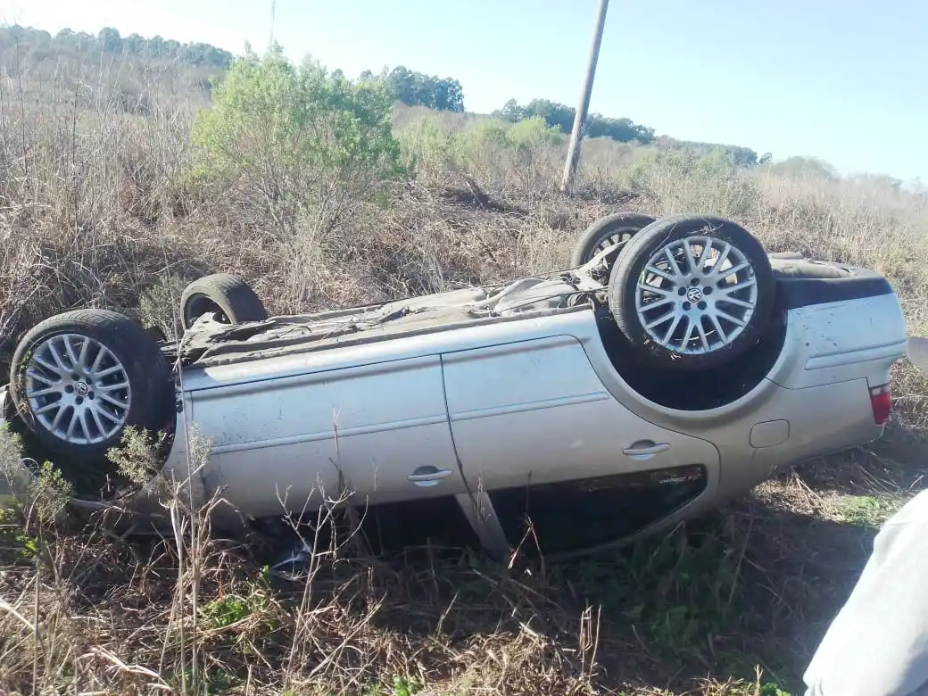 Despiste de un automóvil en Ruta 14