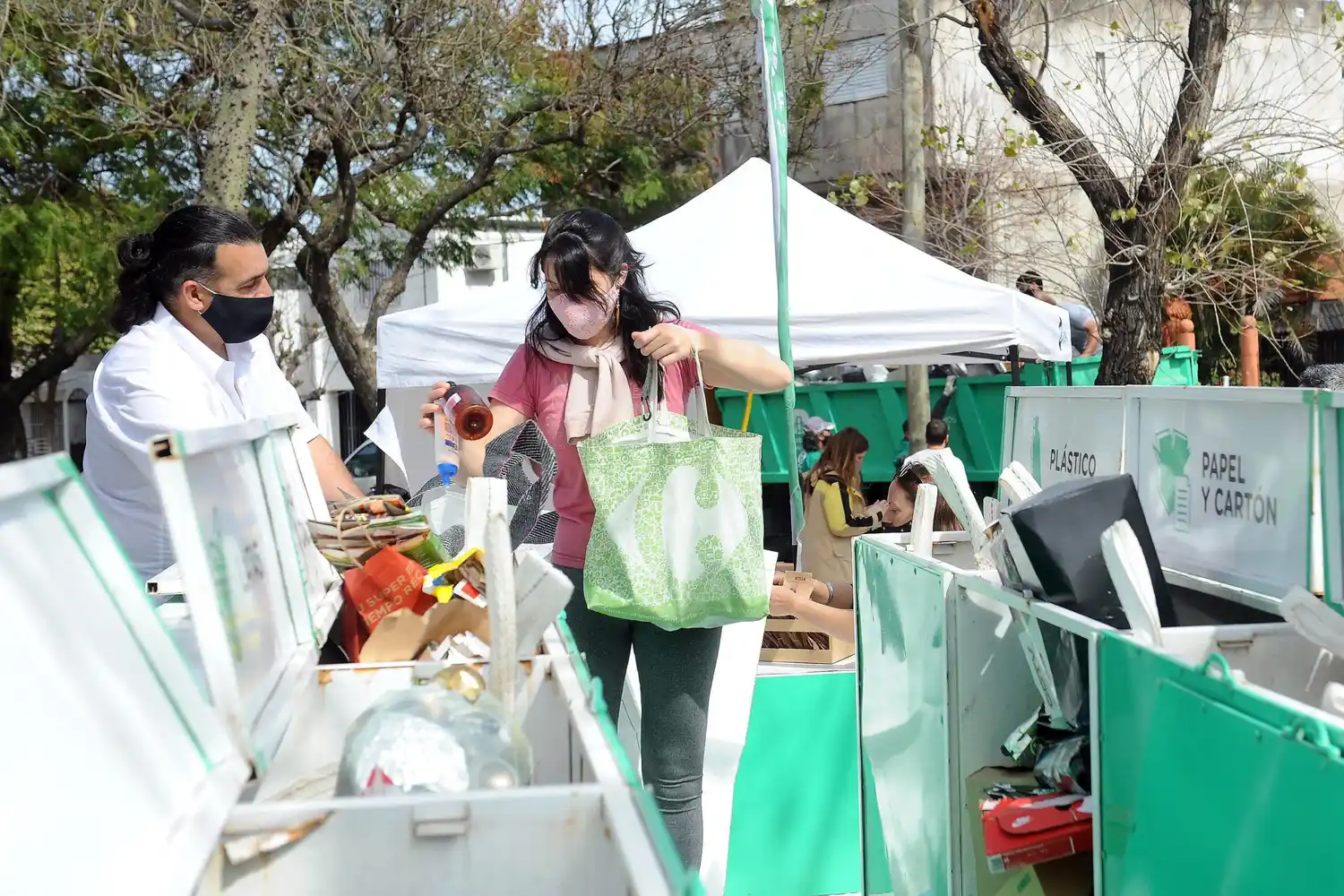 En Distrito Oeste se recolectaron 1.300 kilos de AEES