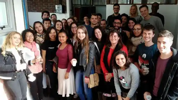 MAR DEL PLATA: Llegaron 25 extranjeros a la Universidad