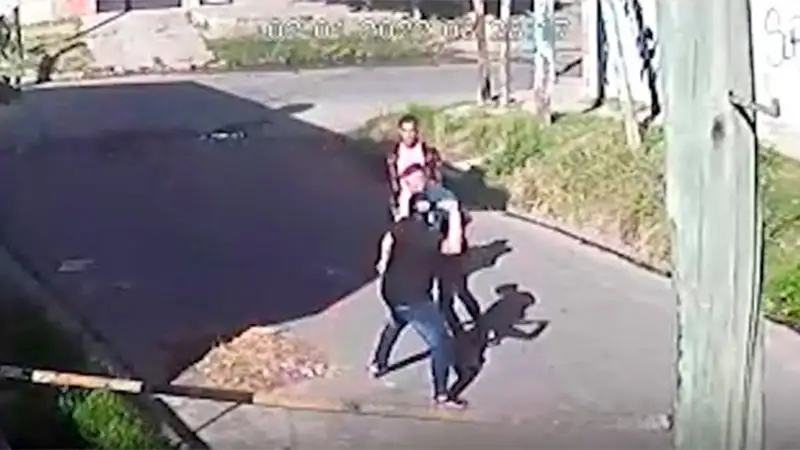 Tenía 16 años, le robaron una sidra y lo mataron a botellazos