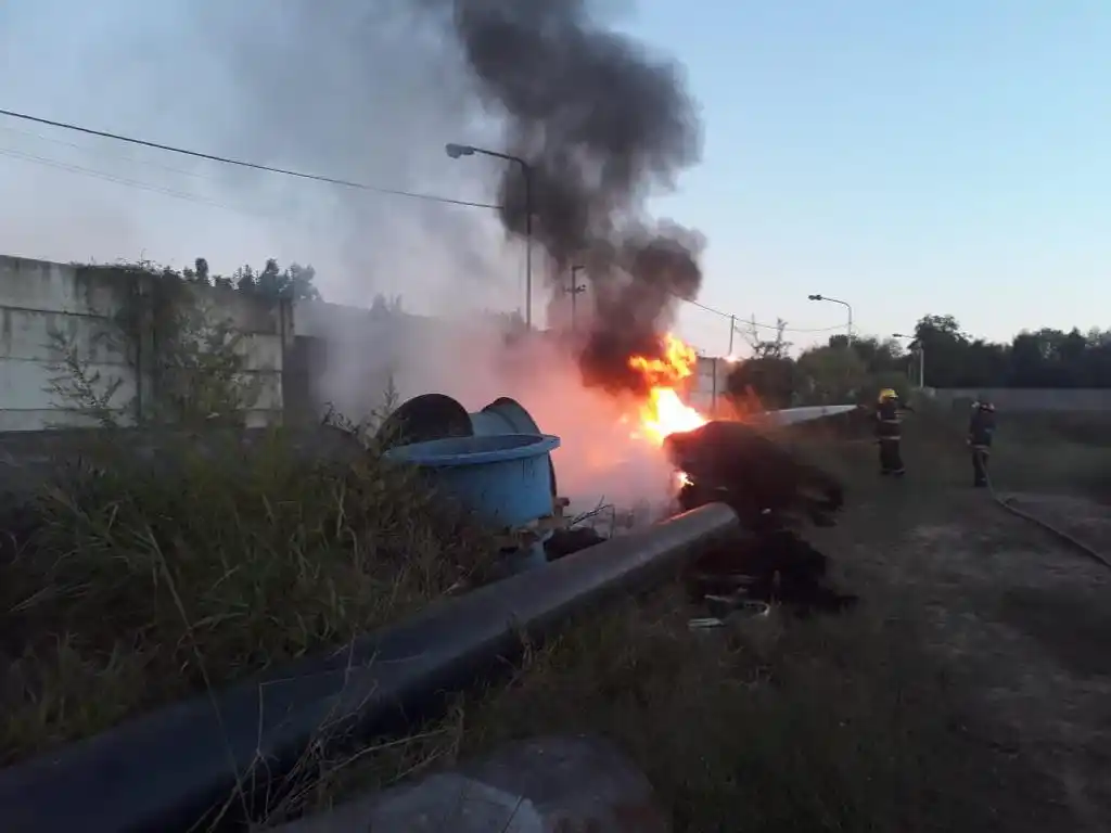 Incendio en el predio de una empresa de San Lorenzo