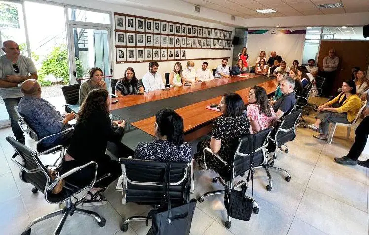 Lanzaron iniciativa para generar políticas para la niñez y adolescencia