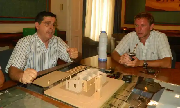 Construirán viviendas para 80 familias de los asentamientos 